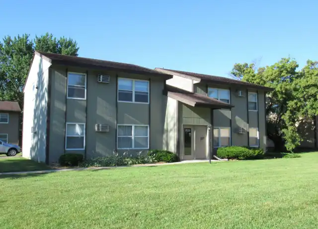 Property at 1820 37th St NW Unit A1826-B, Rochester, MN, 55901, 2 beds, 1 bath, [object Object]