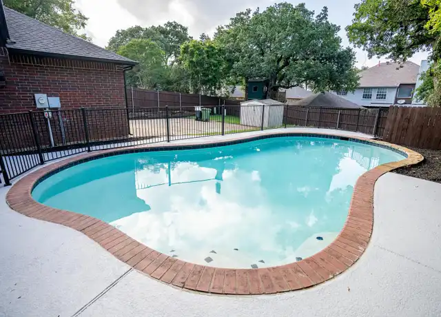 Property at 7625 Shadow Wood Dr, North Richland Hills, TX, 76182, 4 beds, 2.5 baths, [object Object]