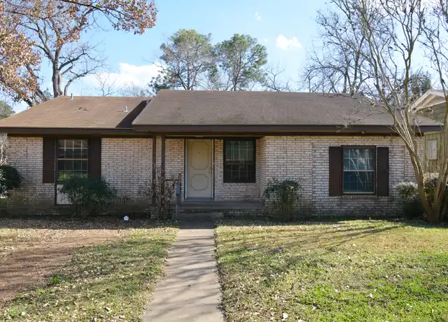 Property at 908 E Stone St, Brenham, TX, 77833, 4 beds, 1.5 baths, [object Object]