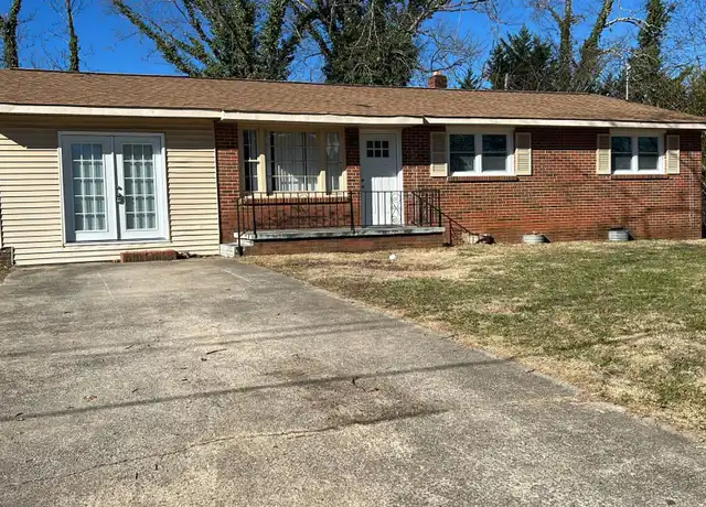 Property at 207 W Belvedere Rd, Greenville, SC, 29605, 4 beds, 1.5 baths, [object Object]