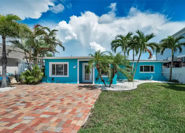Property at 17727 Long Point Dr, Redington Shores, FL, 33708, 3 beds, 2.5 baths, [object Object]