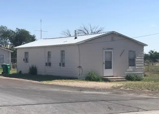 Property at 500 E Stanolind Rd, Hobbs, NM, 88240, 2 beds, 1 bath, [object Object]
