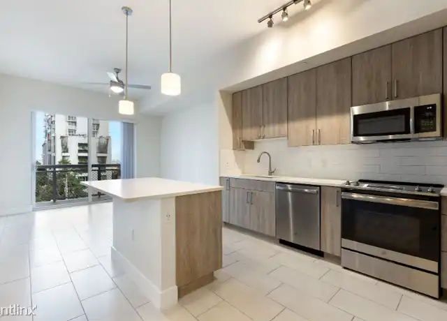 Property at 270 Biscayne Boulevard Way Unit Stu, Miami, FL, 33131, 0 beds, 1 bath, [object Object]