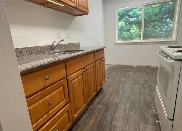 Property at 14429 8th Ave SW Unit 12, Burien, WA, 98166, 2 beds, 1 bath, [object Object]