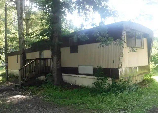 Property at 4 Fern Cir Unit 4, Camden Wyoming, DE, 19934, 2 beds, 1 bath, [object Object]