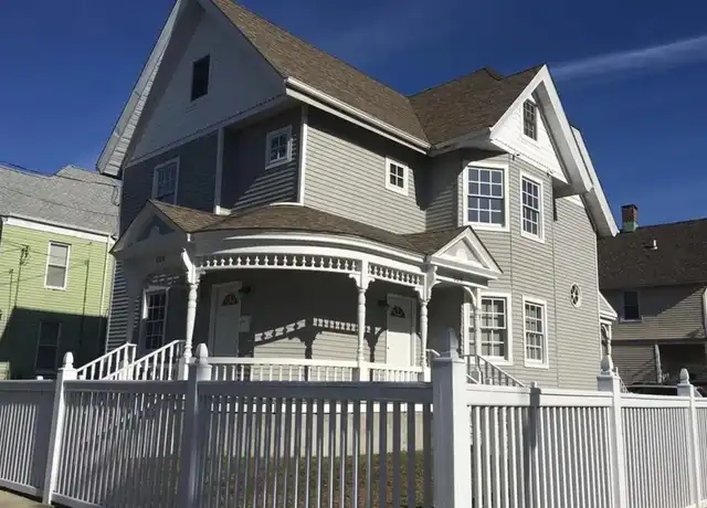 Property at 508 William St Unit 2, Bridgeport, CT, 06608, 3 beds, 1 bath, [object Object]