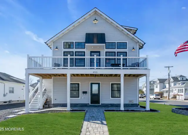 Property at 455 Main St, Manasquan, NJ, 08736, 5 beds, 2 baths, [object Object]