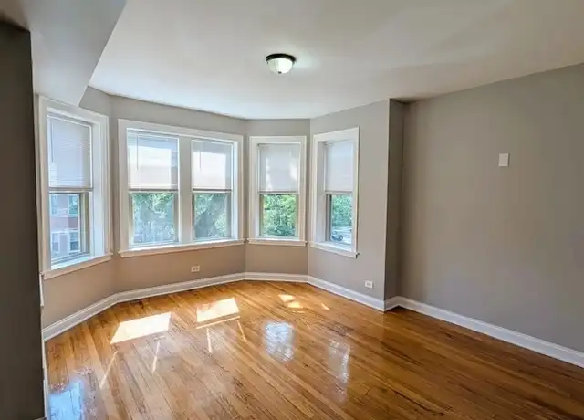 Property at 7150 S Cornell Ave Unit 2E, Chicago, IL, 60649, 0 beds, 1 bath, [object Object]