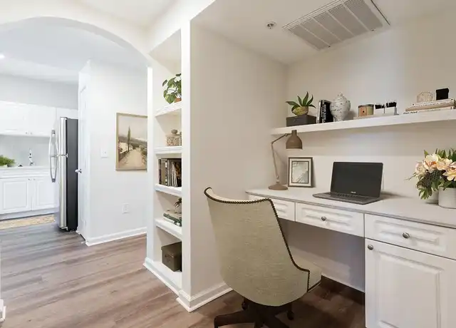 Property at Windsor Meridian - 9875 Jefferson Pkwy, Englewood, CO, 80112, 1-3 bed, 1-2 bath, [object Object]