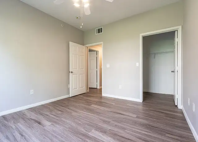 Photo of 9875 Jefferson Pkwy, Englewood, CO 80112