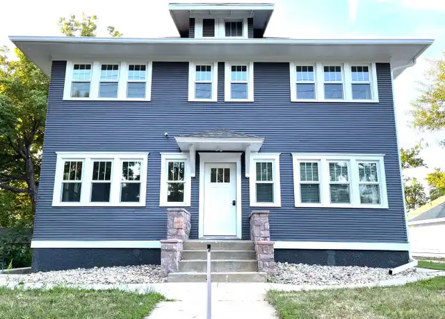 Property at 718 W 8th St Unit 3, Sioux Falls, SD, 57104, 1 bed, 1 bath, [object Object]
