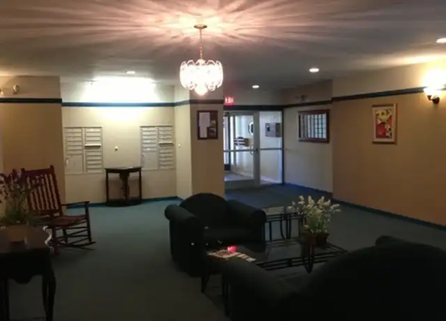 Property at 200 W Housatonic St #6, Pittsfield, MA, 01201, 1 bed, 1 bath, [object Object]