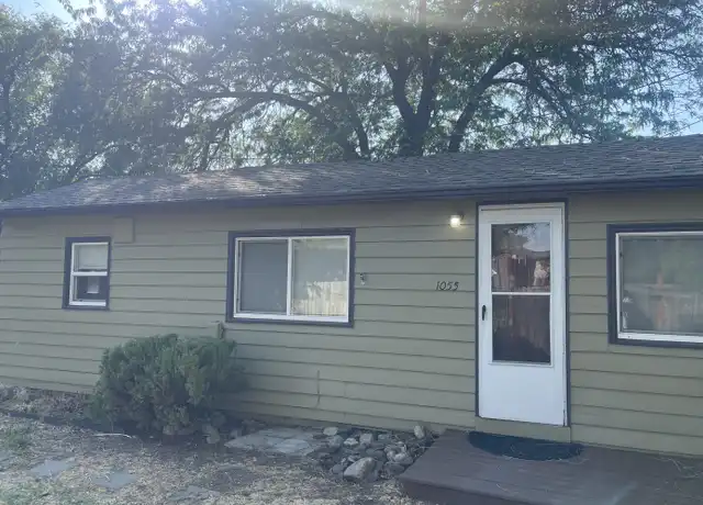 Property at 105 John St, Talent, OR, 97540, 1 bed, 1 bath, [object Object]