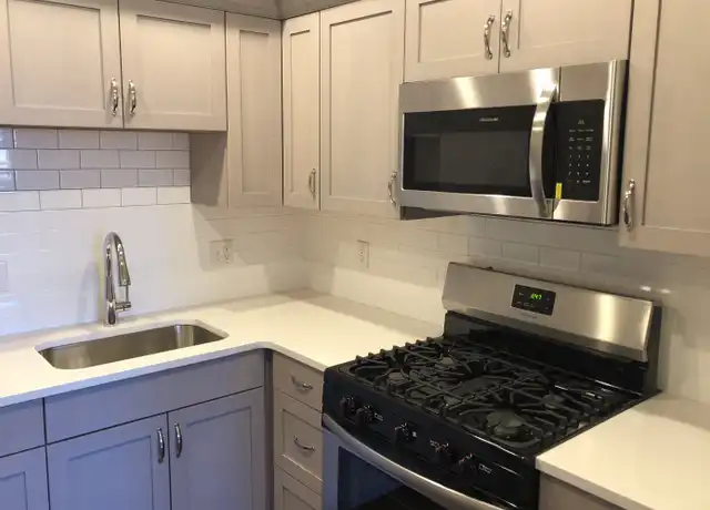 Property at 5830 Bartlett St Unit 3B, Pittsburgh, PA, 15217, 1 bed, 1 bath, [object Object]