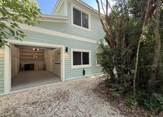 Property at 809 Miramar Dr, Key Largo, FL, 33037, 3 beds, 2.5 baths, [object Object]