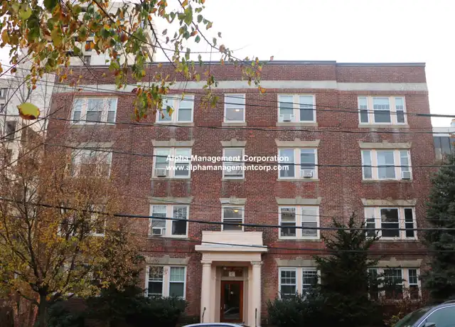 Property at 14 Centre St Unit 3, Cambridge, MA, 02139, 3 beds, 1 bath, [object Object]