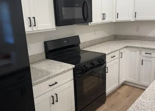 Property at 917 Lamar St Unit 1st Floor, Lafayette, LA, 70501, 2 beds, 2 baths, [object Object]