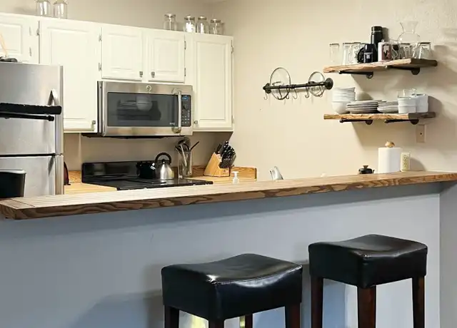 Property at 310 E 11th Ave #318, Anchorage, AK, 99501, 1 bed, 1 bath, [object Object]