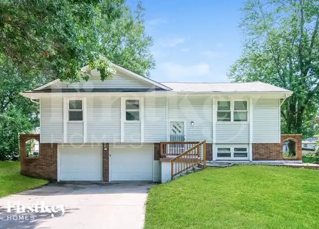 Property at 117 Baker St, Buckner, MO, 64016, 3 beds, 1 bath, [object Object]
