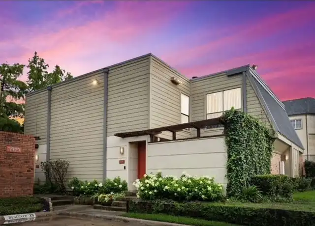 Property at 3919 Buena Vista St, Dallas, TX, 75204, 2 beds, 1.5 baths, [object Object]