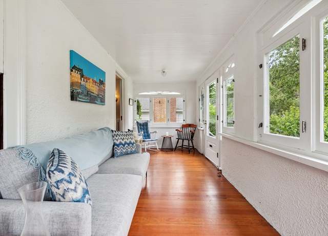 Photo of 103 Leonard St, Gloucester, MA 01930