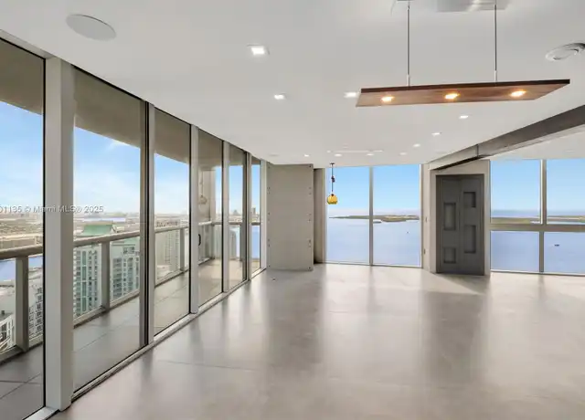 Property at 495 Brickell Ave #5202, Miami, FL, 33131, 1 bed, 1.5 baths, [object Object]