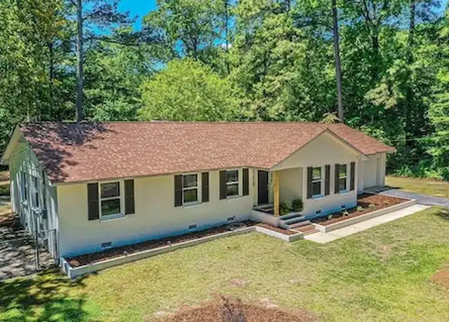 Property at 906 N Glenwood Trl, Southern Pines, NC, 28387, 3 beds, 2 baths, [object Object]