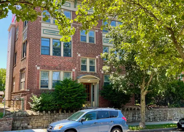 Property at 213 E 30th St Unit 215-2E, Kansas City, MO, 64108, 1 bed, 1 bath, [object Object]