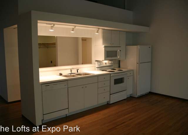Photo of 500 Exposition Ave, Dallas, TX 75226