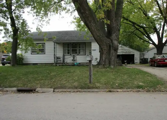 Property at 1132 Virginia St, Waterloo, IA, 50703, 2 beds, 1 bath, [object Object]