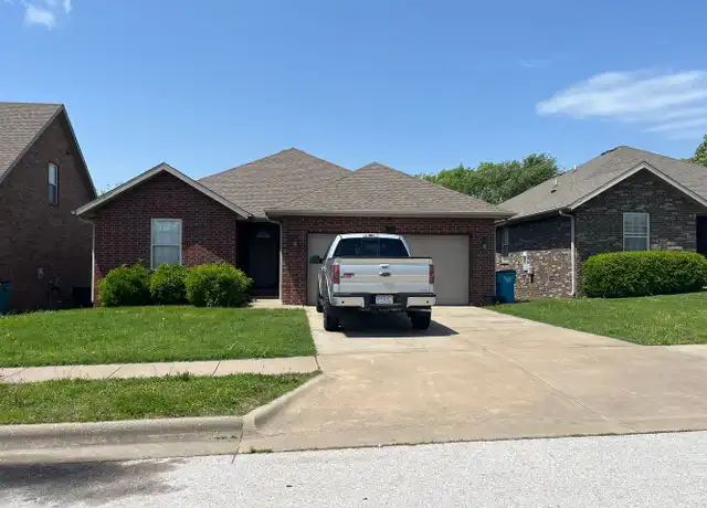 Property at 3509 S Juniper Ave, Springfield, MO, 65804, 3 beds, 2 baths, [object Object]