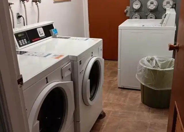 Property at 440 North Ave Unit 702, Haverhill, MA, 01830, 2 beds, 1 bath, [object Object]