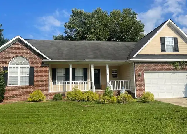 Property at 4320 Rocinta Ct, Hope Mills, NC, 28348, 4 beds, 2 baths, [object Object]