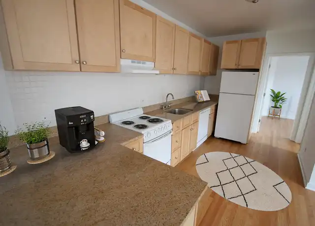 Property at Kenwood Court - 1350 E 53rd St, Chicago, IL, 60615, 1 bed, 1 bath, [object Object]
