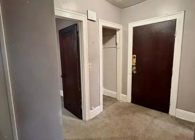 Property at 14300 Lakeshore Blvd Unit 6, Cleveland, OH, 44110, 1 bed, 1 bath, [object Object]