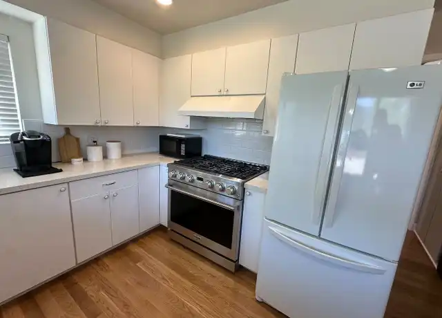 Property at 4039 La Colina Rd Unit Main House Bedroom, Santa Barbara, CA, 93110, 2 beds, 2 baths, [object Object]