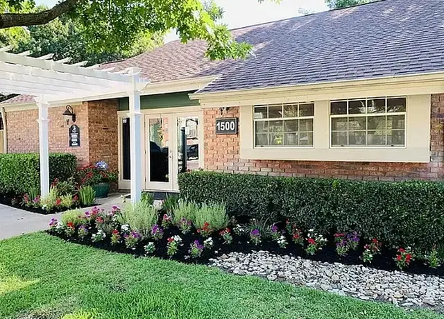 Photo of 1500 Lawnmont Dr, Round Rock, TX 78664