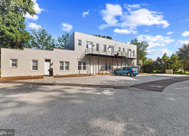 Photo of 321 Magothy Rd Apt 6, Severna Park, MD 21146