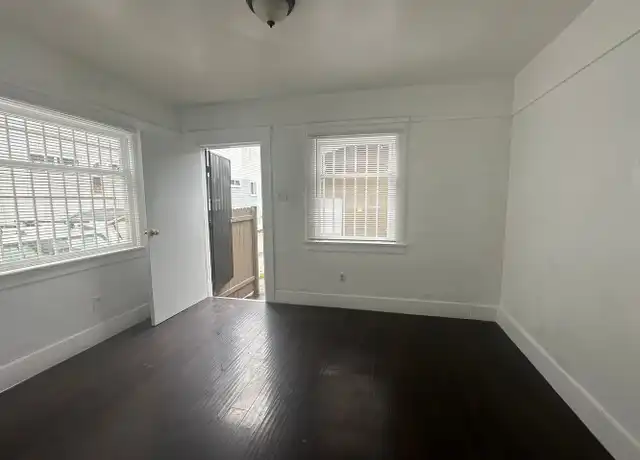 Property at 817 Magnolia Ave Unit 817 1/2, Long Beach, CA, 90813, 1 bed, 1 bath, [object Object]