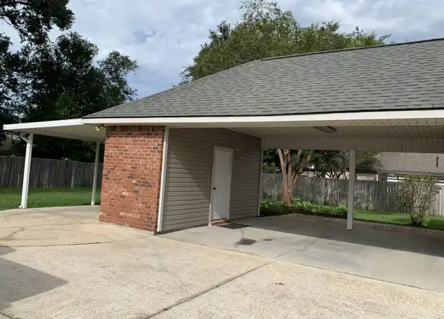 Property at 9195 Mason Dr, Denham Springs, LA, 70726, 3 beds, 2 baths, [object Object]