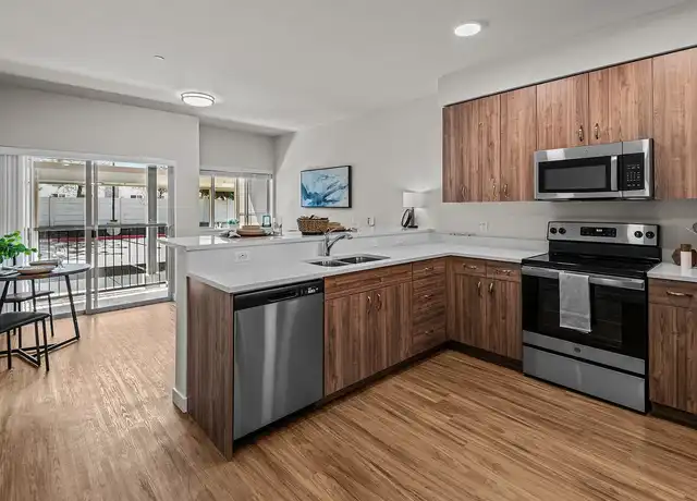 Property at Peak42 - 618 NE Bellevue Dr, Bend, OR, 97701, 1 bed, 1 bath, [object Object]