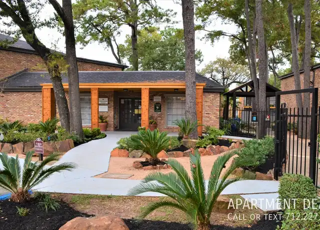 Property at 4256 W 34th St Unit 3528, Houston, TX, 77092, 2 beds, 1 bath, [object Object]
