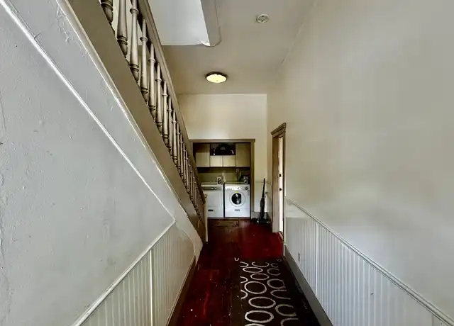 Property at 119 E Oak St, Louisville, KY, 40203, 1 bed, 1 bath, [object Object]