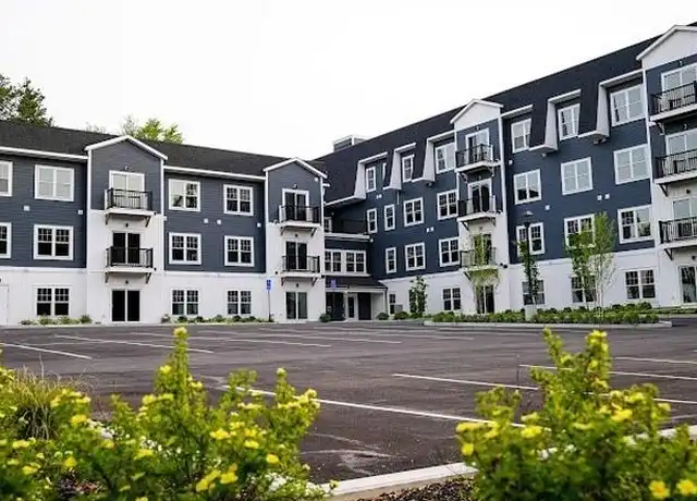 Property at 485 Blue Hills Pkwy Unit 197F, Milton, MA, 02186, 1 bed, 1 bath, [object Object]
