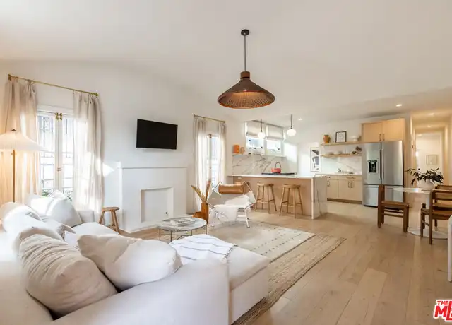 Property at 626 Huntley Dr, West Hollywood, CA, 90069, 2 beds, 1 bath, [object Object]