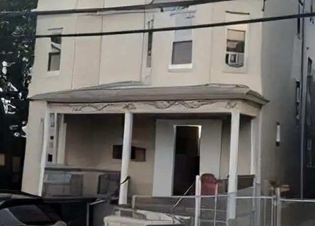 Property at 12 East St, Dorchester, MA, 02122, 2 beds, 1 bath, [object Object]