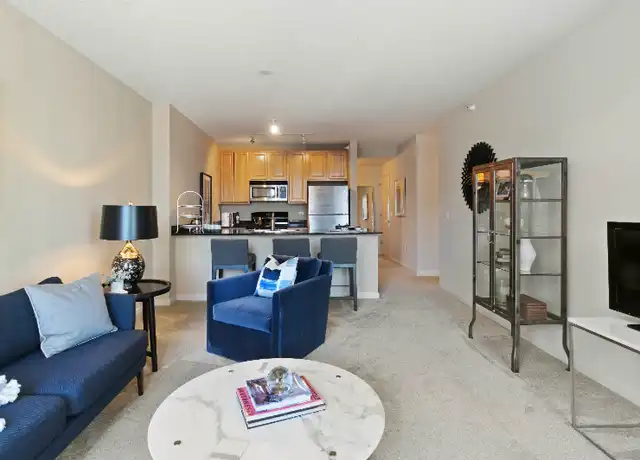 Property at 318 N Desplaines St, Chicago, IL, 60661, 1 bed, 1 bath, [object Object]