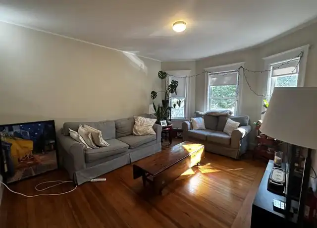 Property at 17 Hunnewell Ave, Brighton, MA, 02135, 3 beds, 1 bath, [object Object]