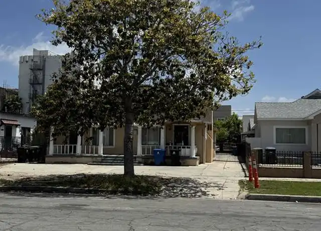 Property at 1934 4th Ave, Los Angeles, CA, 90018, 2 beds, 1 bath, [object Object]