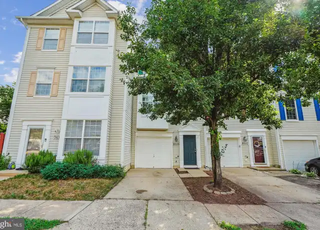 Property at 10556 Falkirk Way, Manassas, VA, 20109, 2 beds, 3 baths, [object Object]